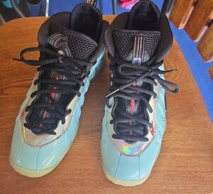 Nike Kids Aqua and Iridescent Sneakers